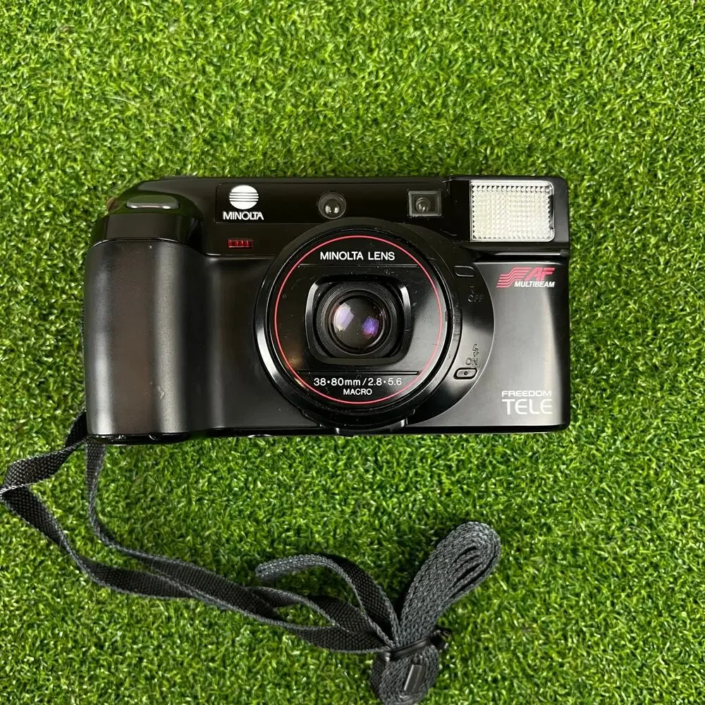 Minolta Freedom Tele AF Multibeam 35mm Camera with 38-80mm/2.8-5.6 Macro Lens